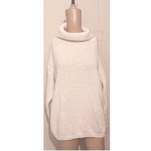 Shenanigans White Sweater Size Large